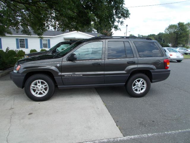 Jeep Grand Cherokee 2004 photo 4