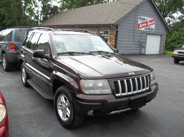 Jeep Grand Cherokee 2004 photo 2