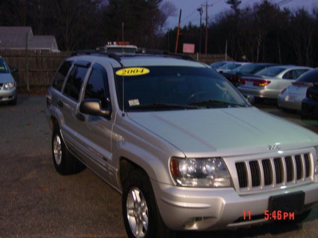 Jeep Grand Cherokee 2004 photo 2