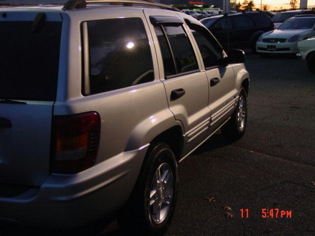 Jeep Grand Cherokee 2004 photo 4