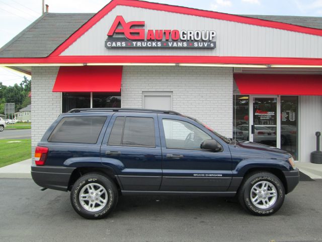 Jeep Grand Cherokee 2004 photo 1