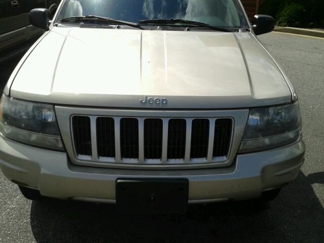 Jeep Grand Cherokee 2004 photo 2