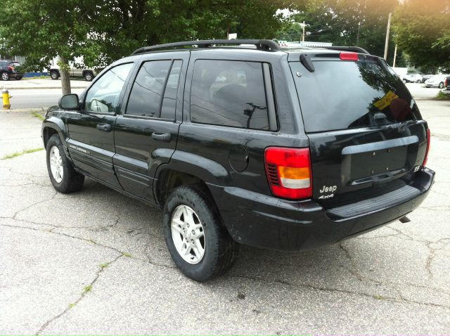 Jeep Grand Cherokee 2004 photo 4