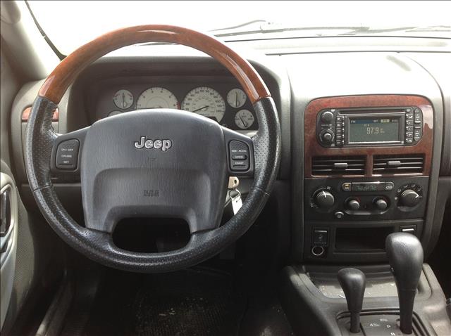 Jeep Grand Cherokee 2004 photo 3