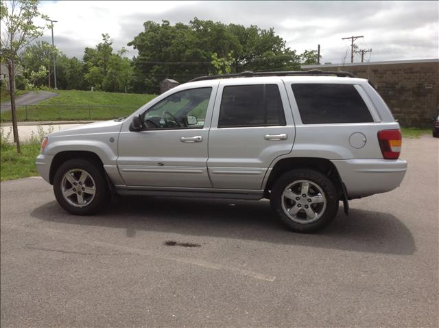 Jeep Grand Cherokee 2004 photo 9