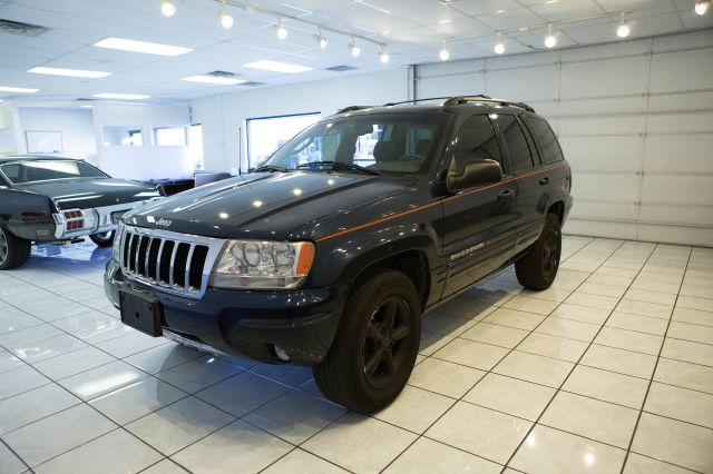 Jeep Grand Cherokee 2004 photo 1