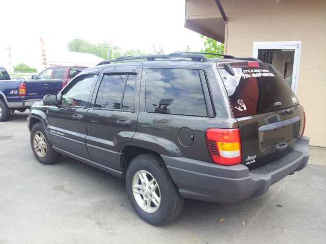 Jeep Grand Cherokee 2004 photo 2