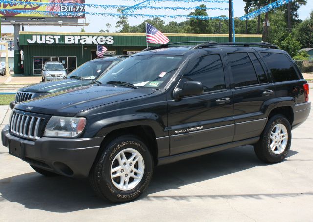 Jeep Grand Cherokee 2004 photo 2