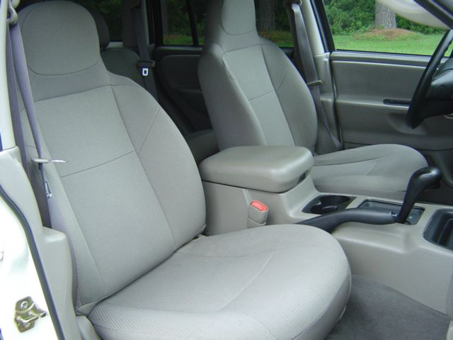 Jeep Grand Cherokee LT Tv-dvdleathersunroof3rowcarfax Available SUV