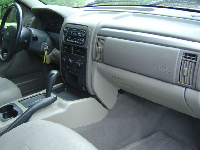 Jeep Grand Cherokee 2004 photo 22