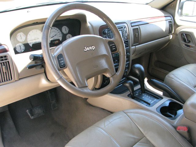 Jeep Grand Cherokee 2004 photo 1