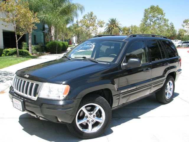 Jeep Grand Cherokee 2004 photo 2