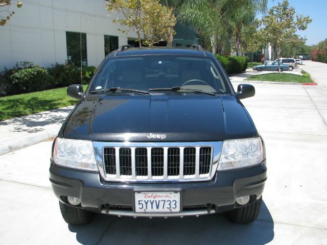 Jeep Grand Cherokee 2004 photo 3