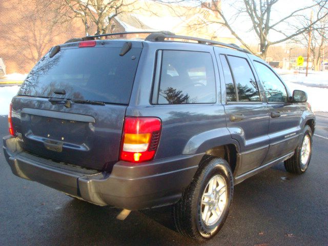 Jeep Grand Cherokee 2004 photo 1