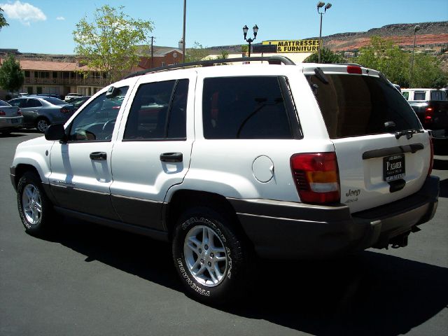 Jeep Grand Cherokee 2004 photo 1