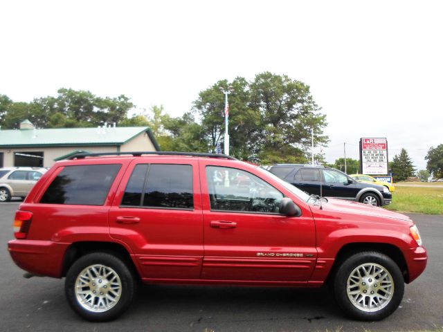 Jeep Grand Cherokee Super SUV