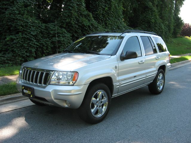 Jeep Grand Cherokee Super SUV