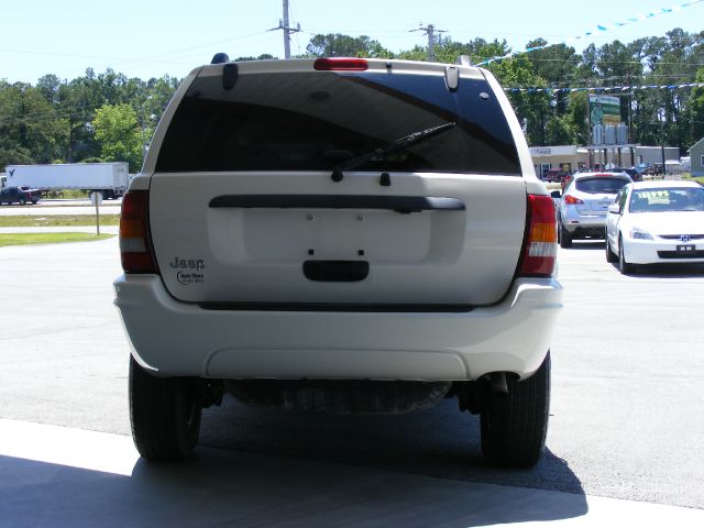 Jeep Grand Cherokee 2004 photo 11