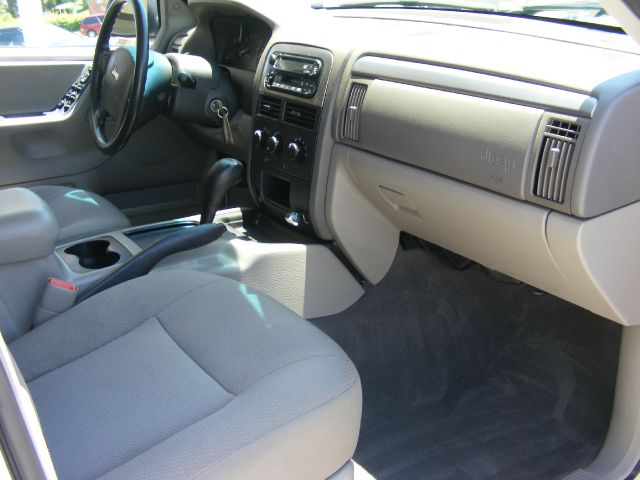 Jeep Grand Cherokee 2004 photo 14