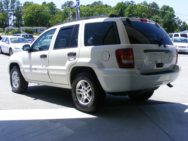 Jeep Grand Cherokee 2004 photo 3