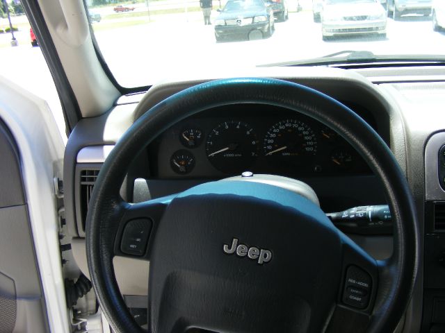 Jeep Grand Cherokee 2004 photo 6