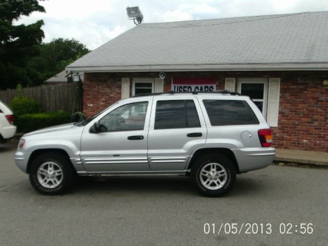 Jeep Grand Cherokee 2004 photo 1