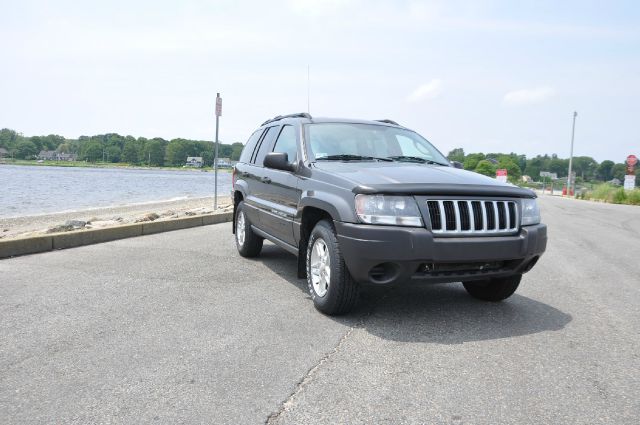 Jeep Grand Cherokee 2004 photo 1