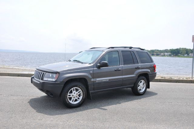 Jeep Grand Cherokee 2004 photo 3