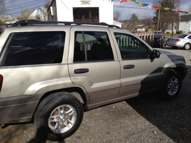 Jeep Grand Cherokee 2004 photo 2