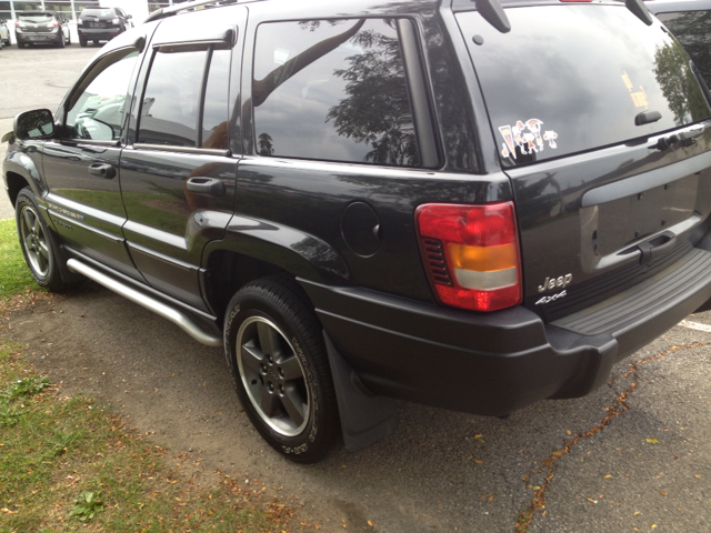 Jeep Grand Cherokee 2004 photo 2