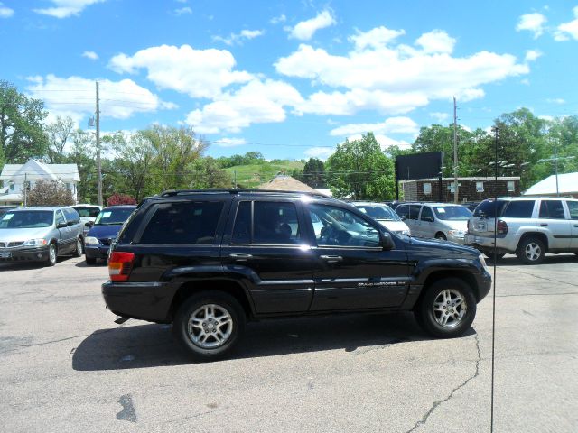 Jeep Grand Cherokee 2004 photo 3