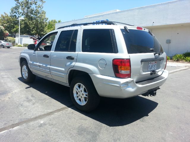 Jeep Grand Cherokee 2004 photo 1