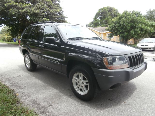 Jeep Grand Cherokee 2004 photo 1