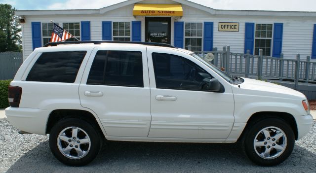 Jeep Grand Cherokee 2004 photo 1