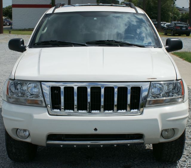 Jeep Grand Cherokee 2004 photo 2