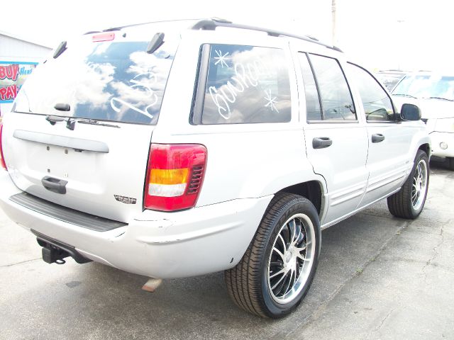 Jeep Grand Cherokee 2004 photo 4