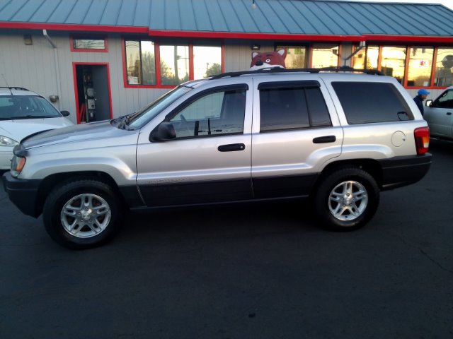 Jeep Grand Cherokee 2004 photo 3