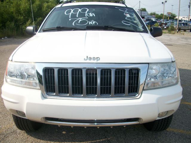 Jeep Grand Cherokee 2004 photo 2