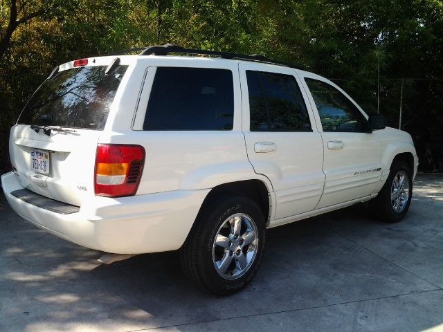 Jeep Grand Cherokee 2004 photo 1