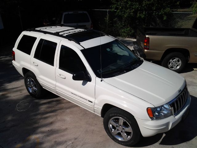 Jeep Grand Cherokee 2004 photo 3