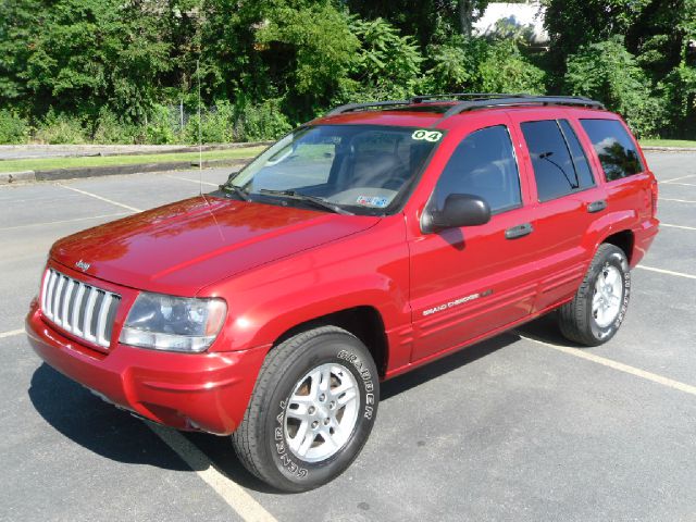 Jeep Grand Cherokee 2004 photo 2