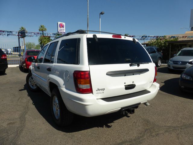 Jeep Grand Cherokee 2004 photo 16