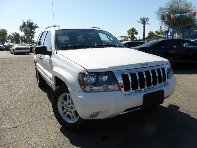 Jeep Grand Cherokee 2004 photo 2