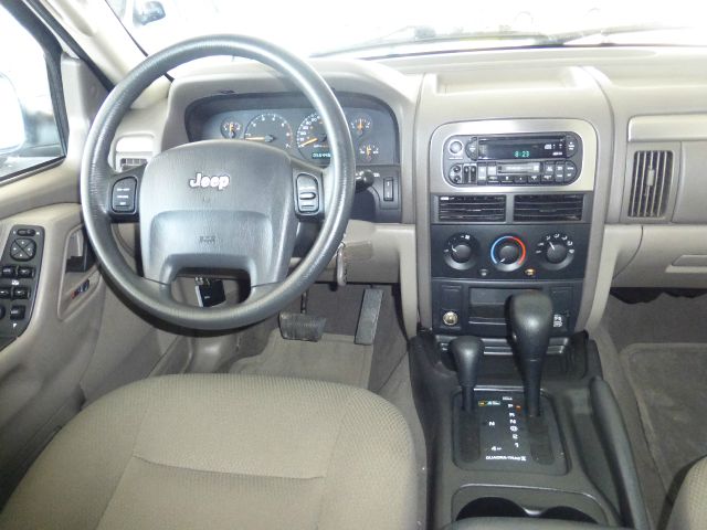 Jeep Grand Cherokee 2004 photo 29