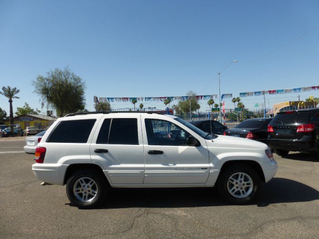 Jeep Grand Cherokee 2004 photo 3