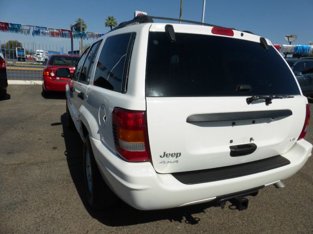 Jeep Grand Cherokee 2004 photo 33