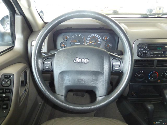 Jeep Grand Cherokee 2004 photo 7