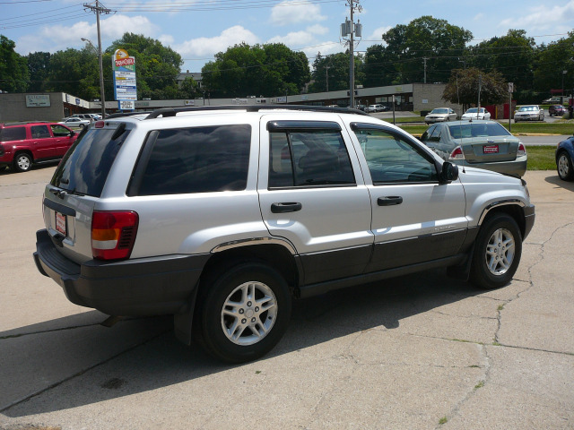 Jeep Grand Cherokee 2004 photo 3