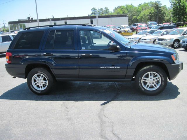 Jeep Grand Cherokee 2004 photo 1