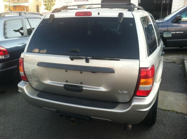 Jeep Grand Cherokee 2004 photo 1